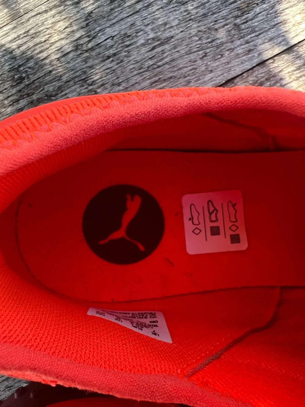 Puma bold red